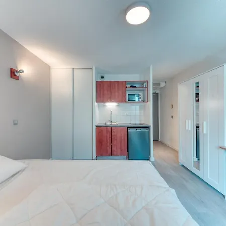 Dans Hoteliere Part-dieu *